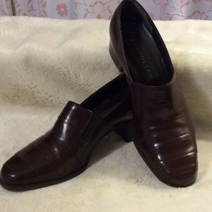 Bandolino Chocolate Brown Leather Heels